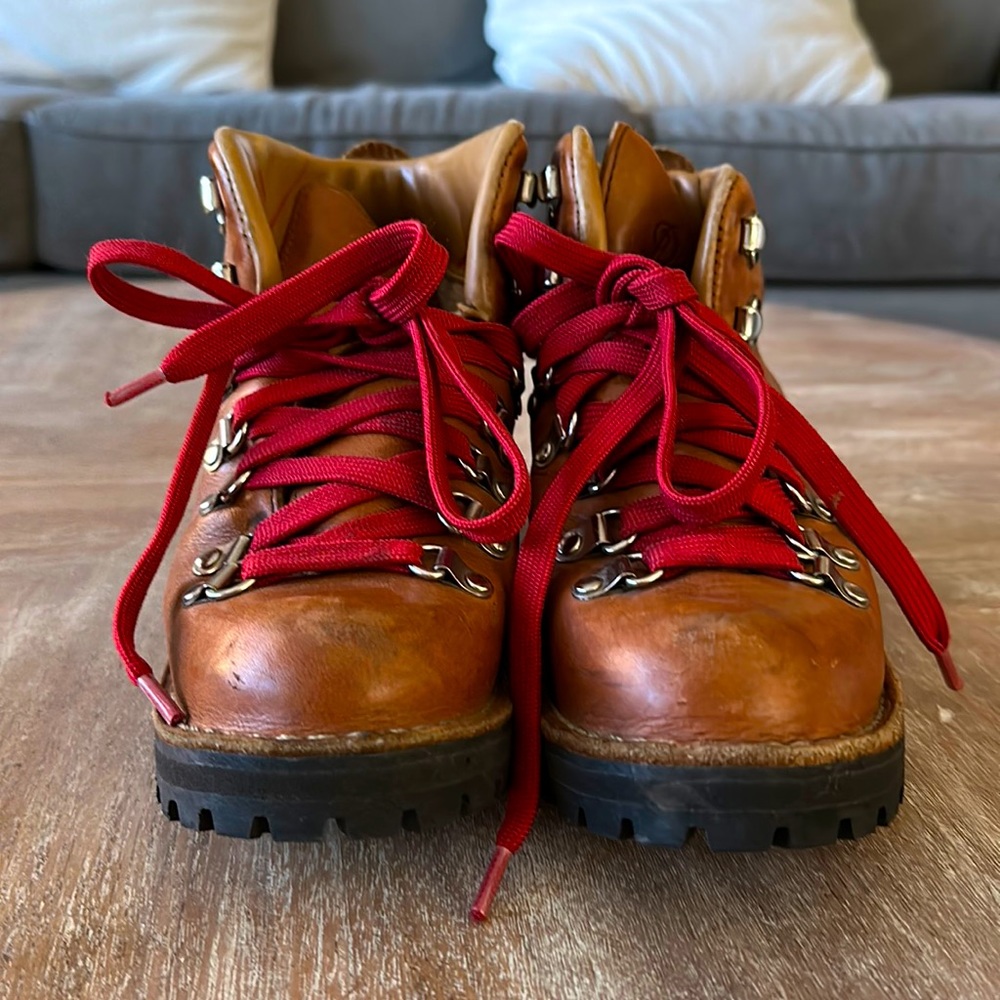 Women's Mountain Light
Cascade Clovis - GORE-TEX